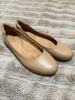 Naturalizer Beige Flexy Leather Round-Toe Ballet Flats Womens size 10